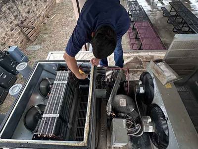 Skilled HVAC Repair Technician